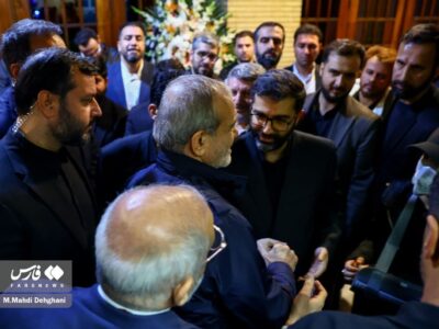 حضور مقامات فعلی و گذشته دولت در مراسم ترحیم همسر و فرزندان سقاب اصفهانی/ قالیباف همنشین صالحی شد/ جهانگیری کنار عارف/ منصوری هم بود+تصاویر