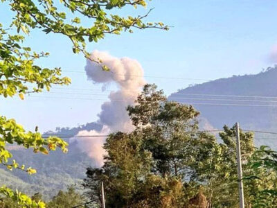 ببینید | بمباران تایلند با جتهای جنگنده در شهر سامراونگ