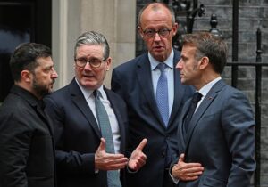 خیابان ۱۰ داونینگ لندن سرنوشت صلح را رقم میزند؛ تلاش برای شنیده شدن