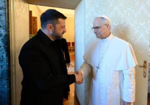 زلنسکی با پاپ لئو دیدار کرد/ نشست با نخست وزیر ایتالیا در دستور کار