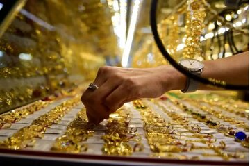 هشدار مهم رییس اتحادیه طلا به خریداران/ دور خرید این سکه‌ها را خط بکشید/ در این ساعت از روز طلا نخرید