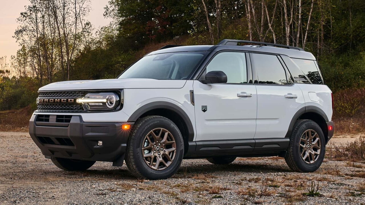 رنگهای محبوب سال ۲۰۲۵ در صنعت خودروسازی