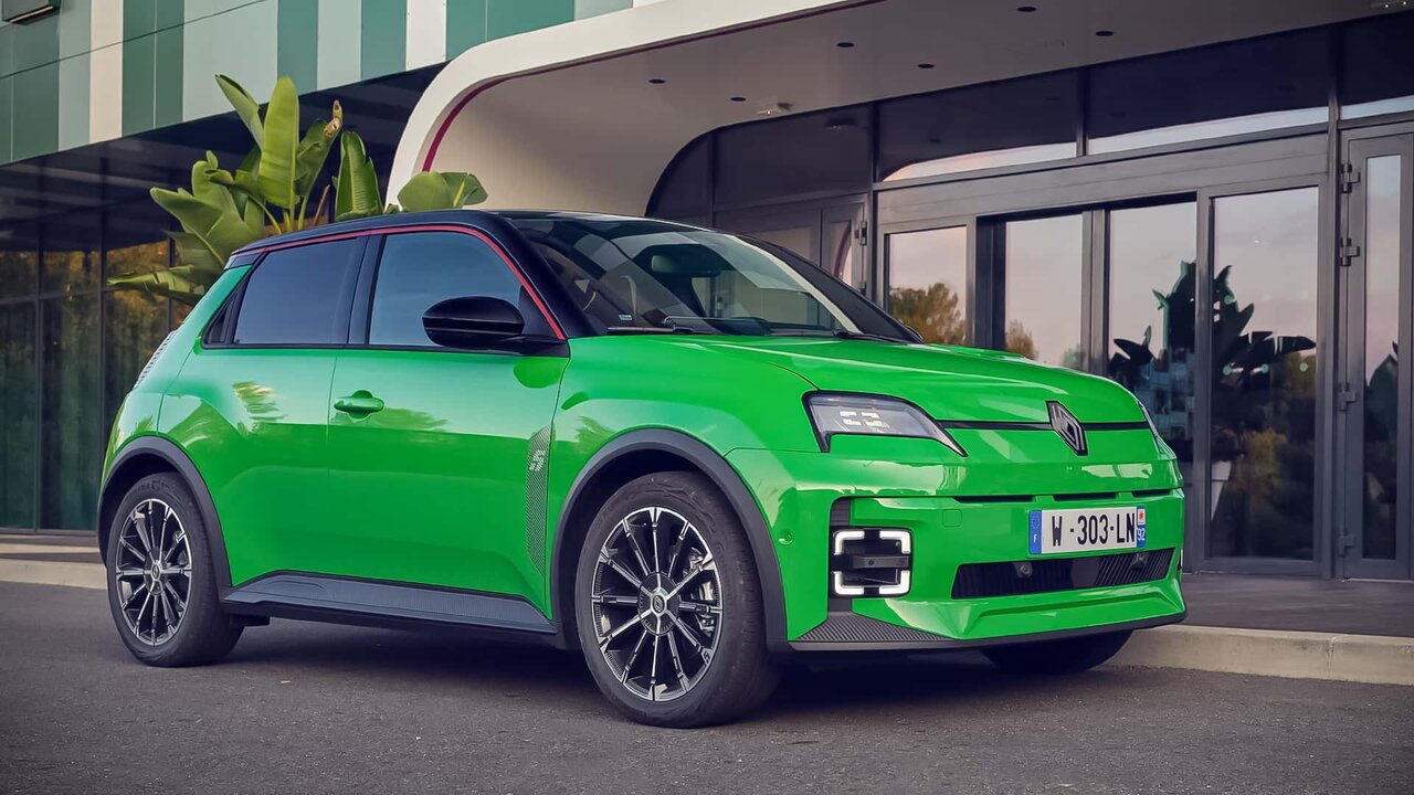 کمپانی «رنو»، فورد می‌سازد!