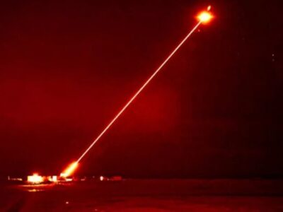 نوری که بیصدا میکشد /رونمایی از سلاح لیزری مرگبار