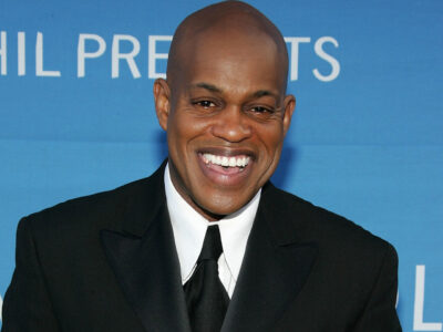 خواننده مشهور اپرا با ضربات چاقو در خانه‌اش کشته شد/ پسر ۳۱ ساله‌اش بازداشت شد