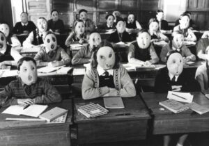 قفس آهنین معلم و رابطه بازاری با دانش آموز / علیه تودهایسازی آموزش / بازتعریف نقش مربی و معلم