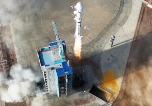 محموله سری چین برای «اینترنت ملی» شلیک شد