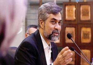 ببینید | گریه سخنگوی وزارت بهداشت در میانه نشست خبری