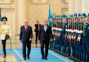 قزاقستان «ایران» را کریدور حیاتی منطقه میداند