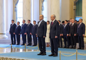 استقبال رسمی از پزشکیان در کاخ ریاست جمهوری قزاقستان+ عکس