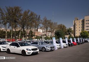 ببینید | ژه خودروهای لوکس در شمال تهران و اخلال در ترافیک معابر