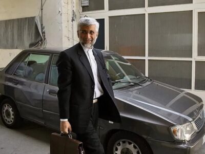 شاکی شدن سعید جلیلی از پرداختن به ماجرای ضد گلوله شدن پرایدش و دفاع از خود؛ اینها نقاط قوت هستند!/ دنبال این هستند که بنز سواری خودشان را توجیه کنند