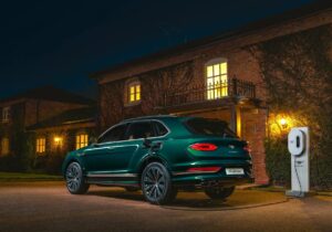 باتری سامسونگ بنتلی را آتش میزند!