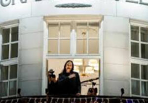 ببینید | رهبر مخالفان ونزوئلا پس از ماهها اختفا در نروژ دیده شد