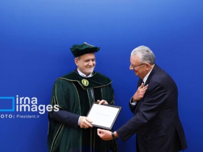 ببینید | رئیسجمهور از دانشگاه نظربایف قزاقستان دکترای افتخاری گرفت