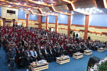 «مناره‌ای که هزار سال ایستاد؛ شهری که در دل من وطن شد»