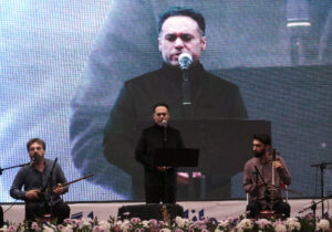 هزار سال تنهایی یک مناره؛ هزار سال ایستادگی یک شهر