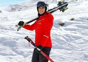 عکس | بازگشت یک ورزشکار زن پناهنده به ایران