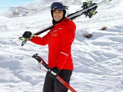 عکس | بازگشت یک ورزشکار زن پناهنده به ایران