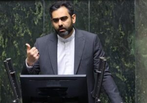 کارشناس شبکه افق خطاب به امیرحسین ثابتی: گربهصفت نباش!