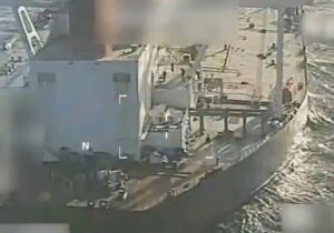 جنگ با نفت‌کش‌ها در کارائیب؛ ادعای رویترز: آمریکا برای مقابله با نفتکش‌های حامل نفت ونزوئلا و ایران آماده می‌شود