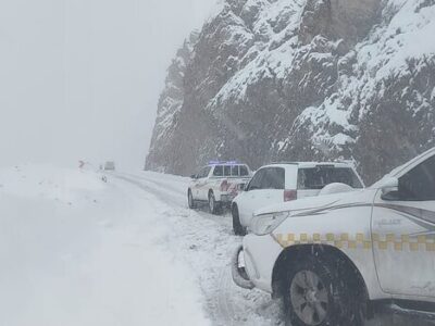 برف و لغزندگی در برخی جاده‌ها؛ محدودیت‌های ترافیکی ۲۱ آذر اعلام شد