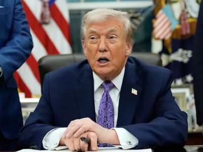 ترامپ: ایده من درباره دونباس عملی خواهد بود/ چشمانداز حل مناقشه اوکراین به زودی روشن خواهد شد/حمله زمینی به ونزوئلا به زودی آغاز میشود