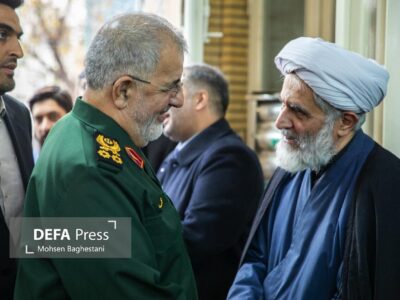 فرماندهان سپاه در مراسم ترحیم پدر حسین طائب/ حداد عادل و مخبر هم بودند + عکس