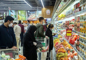 التهابات بازار کالاهای اساسی تا کی ادامه دارد؟/قیمت کالاهای اساسی روزانه بالا می رود