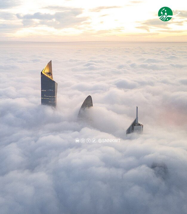 مناظری دیدنی از مه غلیظ در آسمان کویت