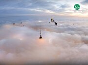 عکس | مناظری دیدنی از مه غلیظ در آسمان کویت