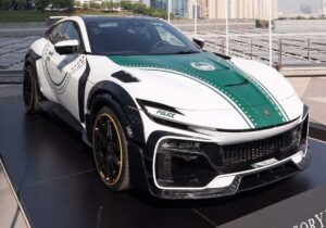 خودروی جدید پلیس دبی رونمایی شد: فراری پوروسانگوئه منصوری!