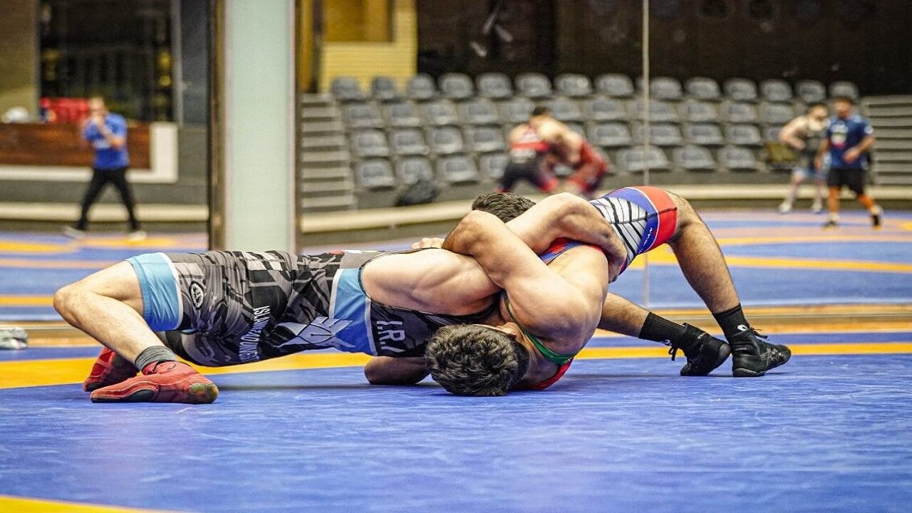 ببینید | اعتراض مربی استقلال جویبار در پایان فینال کشتی ببینید | اعتراض مربی استقلال جویبار در پایان فینال کشتی