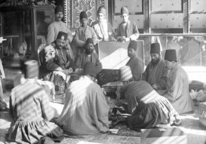 خاطرات ناصرالدینشاه: جواهراتی که دیشب از خزانه حضرت علی(ع) درآمده بود، دیدم