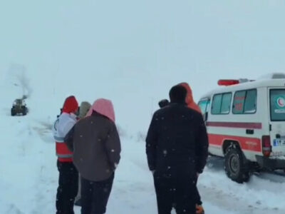 ببینید | نجات مادر باردار در مسیرهای صعب‌العبور زیلایی