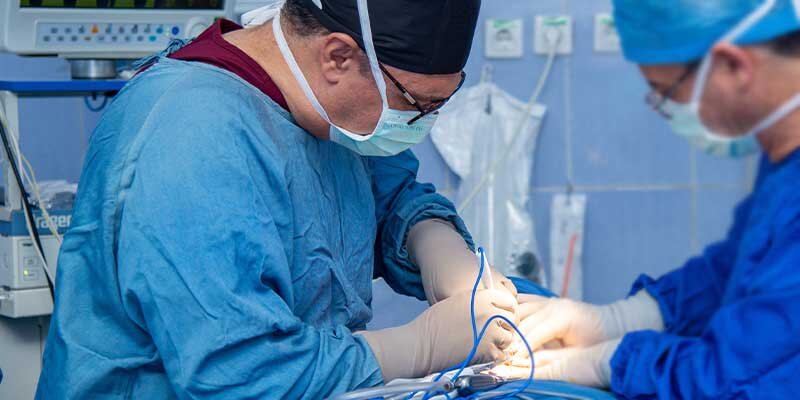 جراحی پرکاری تیروئید