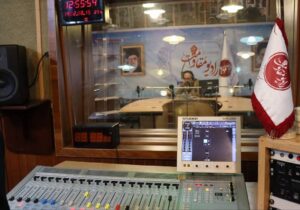 راهاندازی رادیو مقاومت/ رادیو مقاومت اول دیماه ششمین سال فعالیت خود را آغاز میکند