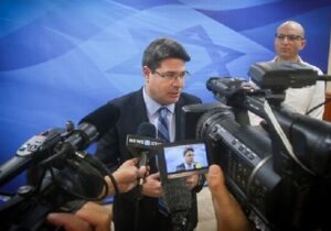 کنسول اسرائیل در نیویورک: آنکارا دشمن ماست/ مطمئناً در سالهای آینده در دمشق حمص نخواهیم خورد