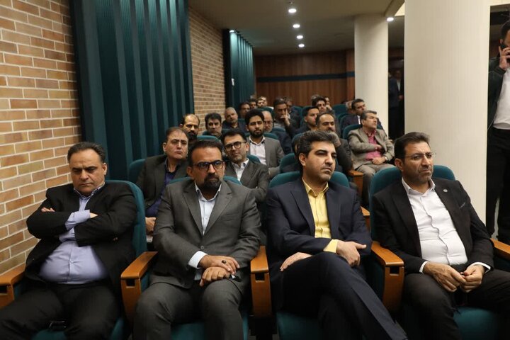 برگزاری نشست شورای اداری استان یزد به ریاست وزیر کشور