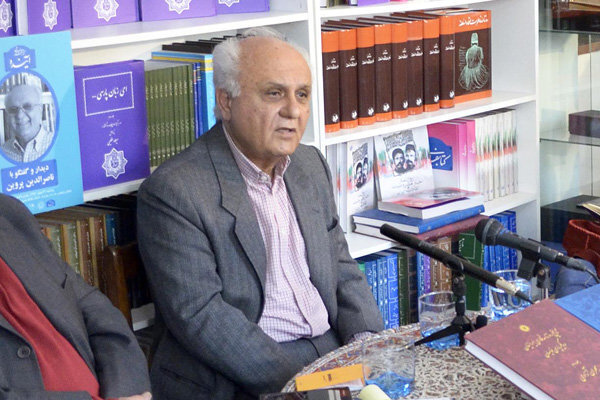 فروغی؛ ناجی ایران یا شریک استبداد؟/ ناصرالدین پروین: محمدعلی فروغی عملا در جنبش مشروطه غایب است