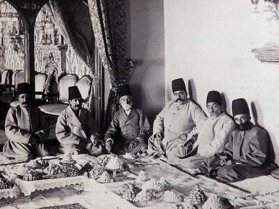 مراودات پولی دربار قاجار با تکیه بر اسناد تازه به دست آمده