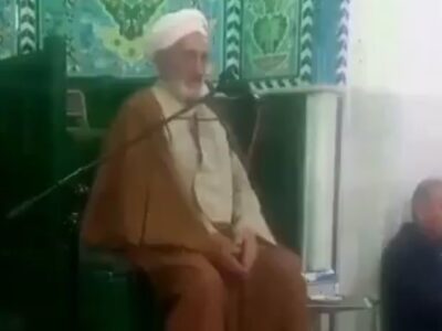 ببینید | لحظه سکته قلبی امام جماعت نصرآباد تفت بر بالای منبر