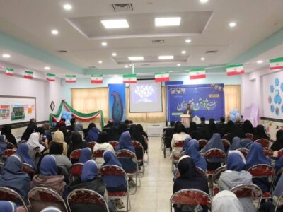 آیین استانی هفته پژوهش و فناوری در سمنان برگزار شد / رشد ۱۳ درصدی مشارکت معلمان و کسب رتبه دوم کشوری پژوهش