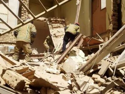 ببینید | ریزش ناگهانی یک مجتمع مسکونی در نجف