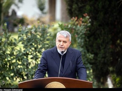 صالحی امیری از علی خضریان شکایت کرد