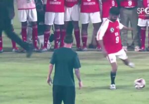 ببینید | خندههای معنادار لیونل مسی در پی پاسهای عجیب وزیر هندی!