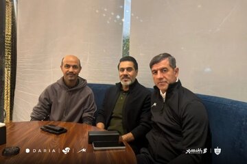 عکس | سورپرایز پرسپولیسی‌ها برای مدافع تیم ۹۸