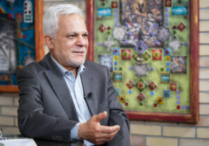 ببینید | ماجرای تذکر گرفتن مرتضی طلایی از فرمانده پلیس وقت/ باید بپذیریم اشتباه هست