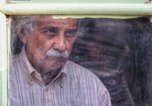 روایتی انسانی از جهان زحمتکشان نارنجیپوش