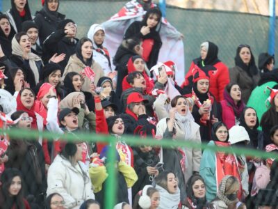 عکس | بنر زیبای دختران پرسپولیسی در شهرقدس